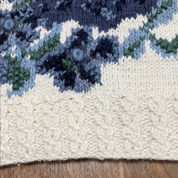 Paris Sport Club Hand Knitted Floral Oversized Sweater Cream Blue Green sz L - Picture 10 of 13